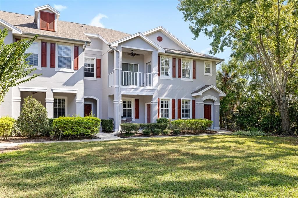 9510 GEORGIAN PARK LANE UNIT 107 TAMPA, FL 33626