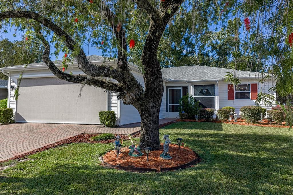 29235 PRINCEVILLE DRIVE SAN ANTONIO, FL 33576