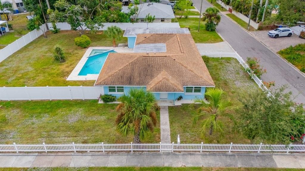 1915 7TH AVENUE W BRADENTON, FL 34205