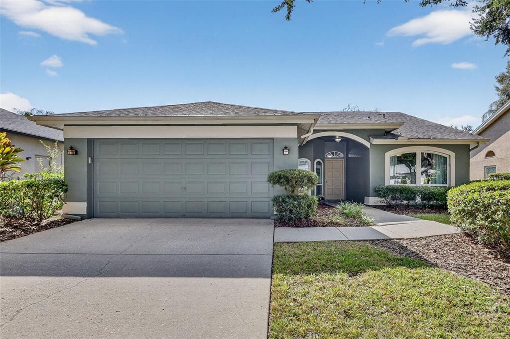 9305 KNIGHTSBRIDGE COURT TAMPA, FL 33647