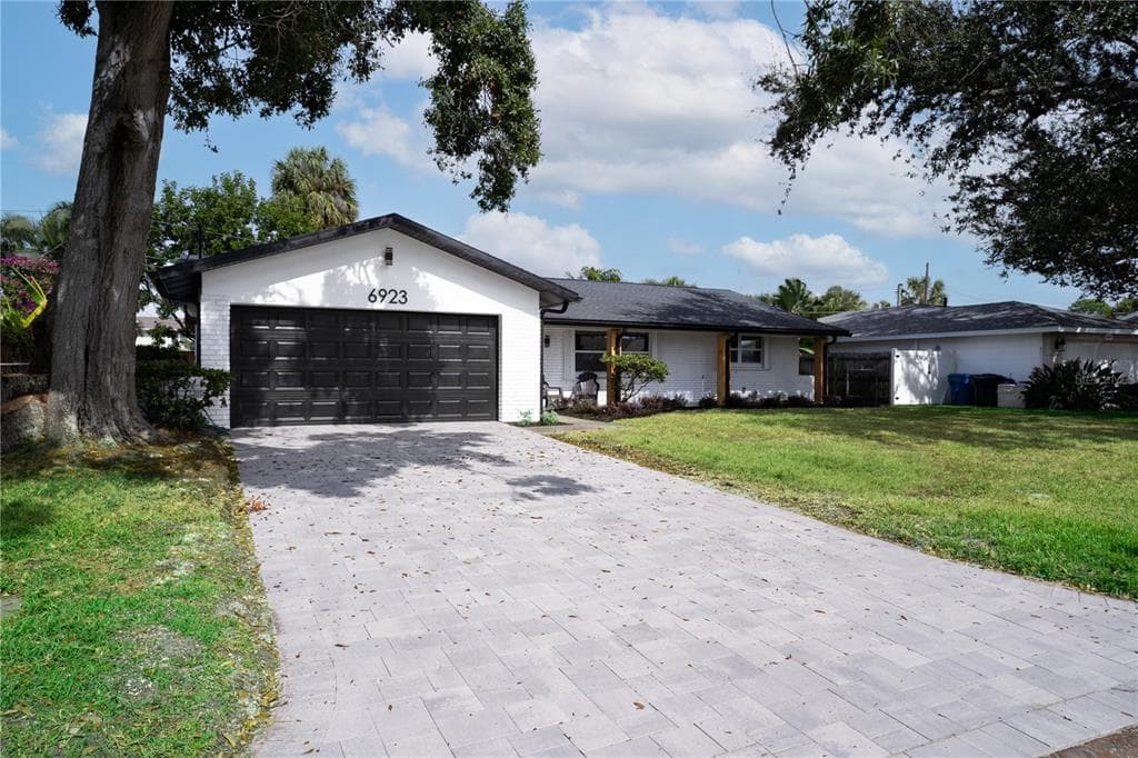 6923 16TH AVENUE N ST PETERSBURG, FL 33710
