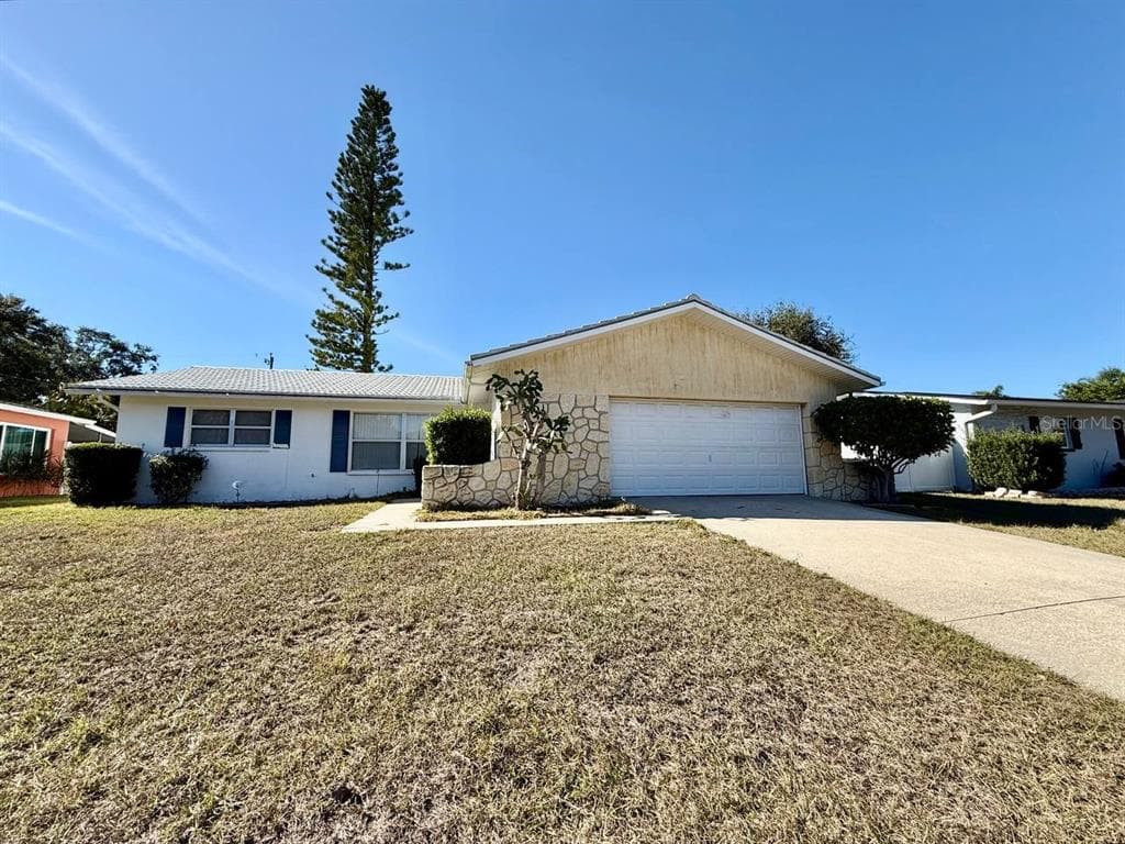 1468 S EVERGREEN AVENUE CLEARWATER, FL 33756