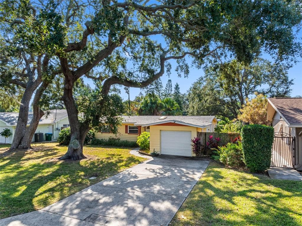 3072 ROSEMARY DRIVE LARGO, FL 33770