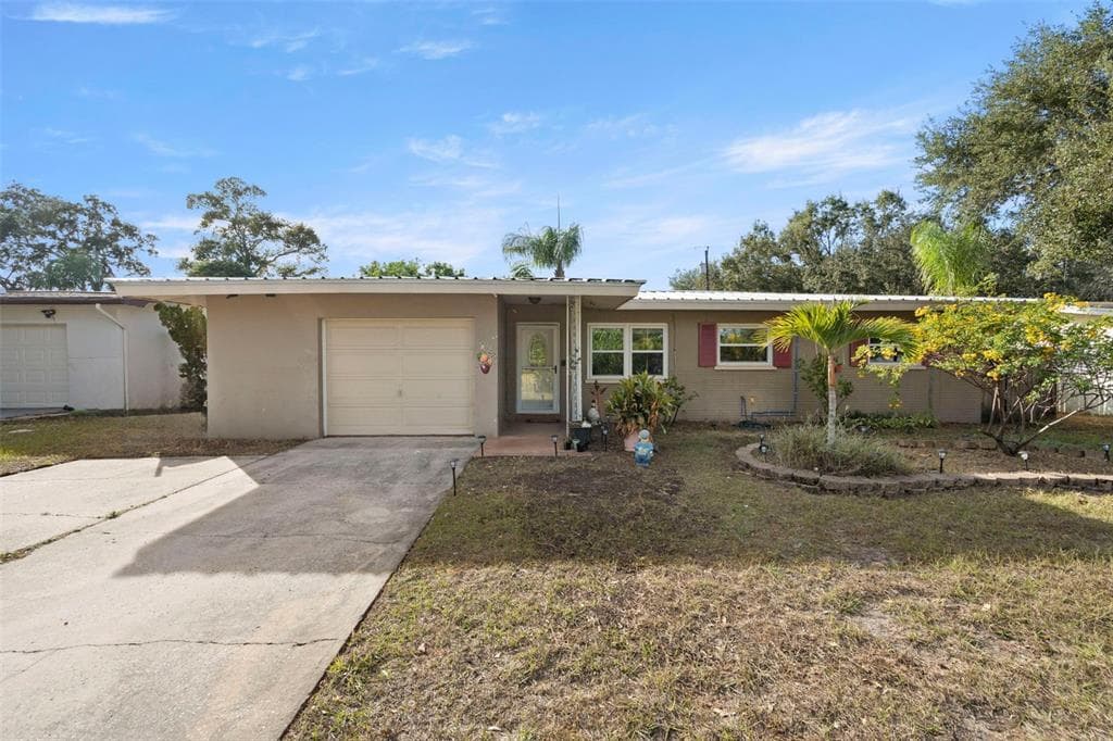 78 LEXINGTON DRIVE DUNEDIN, FL 34698