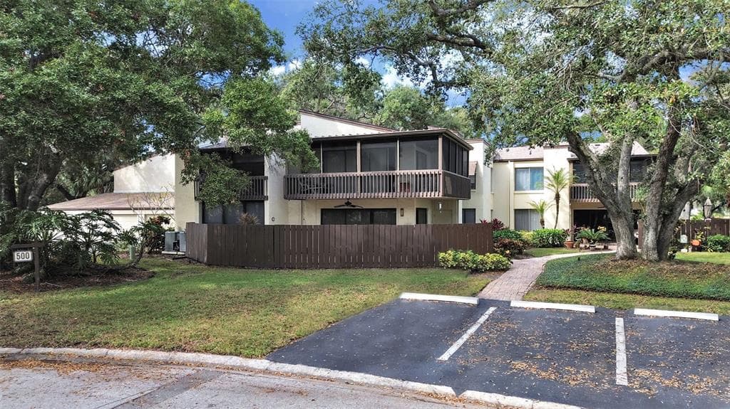 700 STARKEY ROAD UNIT 511 LARGO, FL 33771