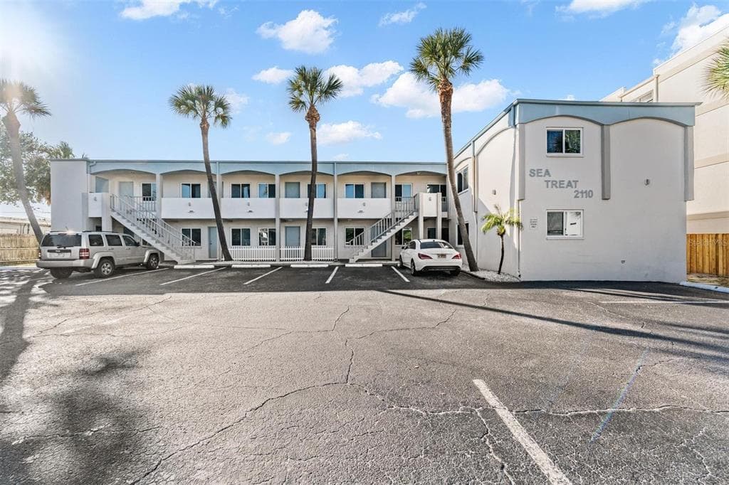 2110 GULF BOULEVARD UNIT 8