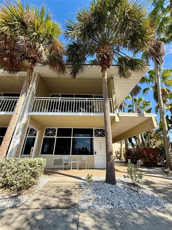 611 DESTINY DRIVE UNIT 520 RUSKIN, FL 33570
