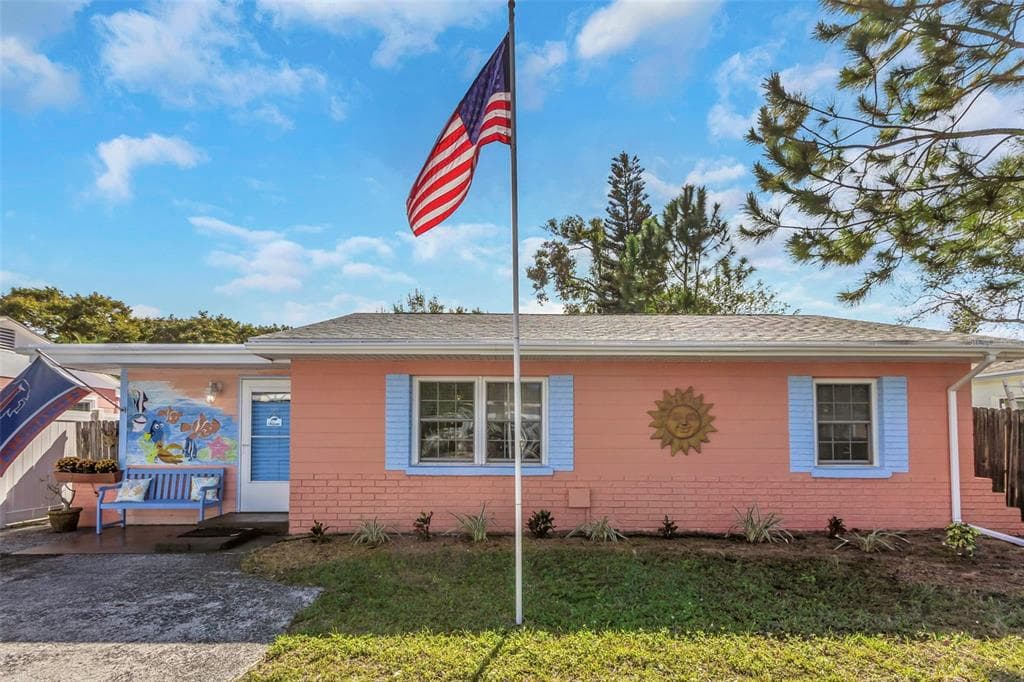5726 13TH AVENUE S GULFPORT, FL 33707