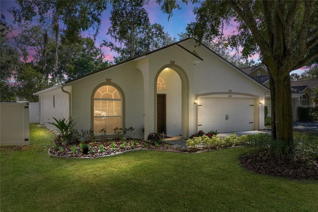 3007 CASTLE ROCK CIRCLE LAND O LAKES, FL 34639