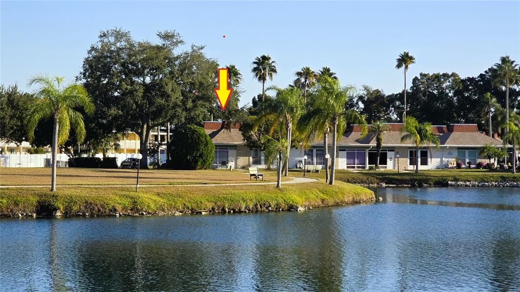 4312 TAHITIAN GARDENS CIR UNIT E HOLIDAY, FL 34691