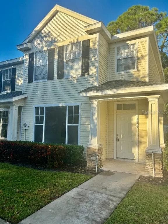 13576 FOREST LAKE DRIVE LARGO, FL 33771