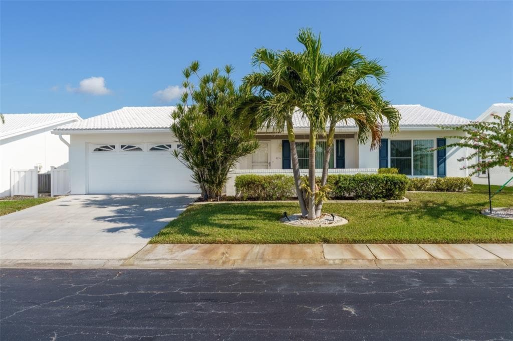 9235 35TH WAY N UNIT 6 PINELLAS PARK, FL 33782