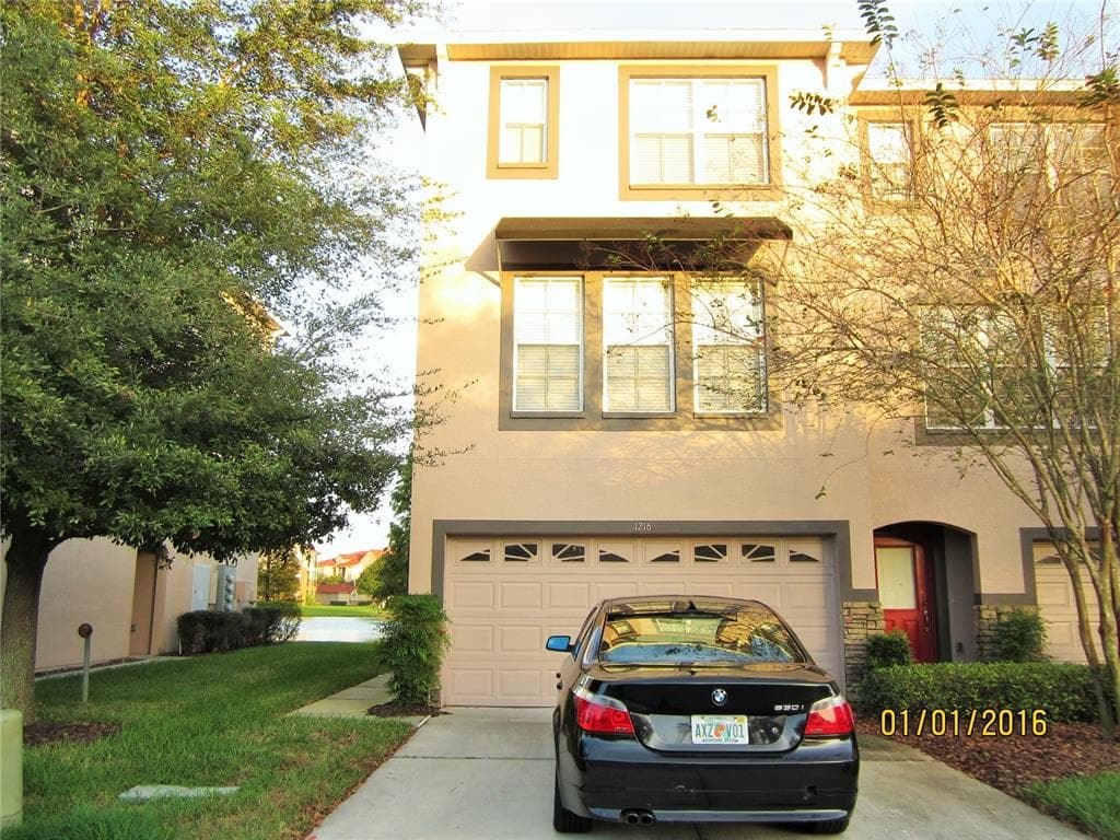 1216 CHATHAM PINE PLACE BRANDON, FL 33511