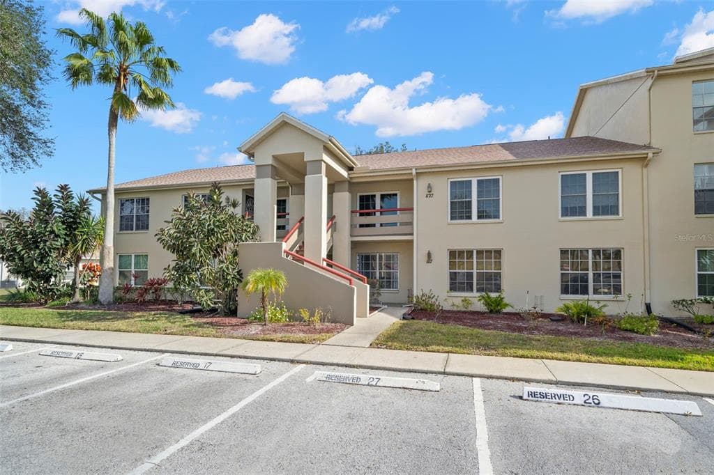 4575 WHITTON WAY UNIT 1118 NEW PORT RICHEY, FL 34653