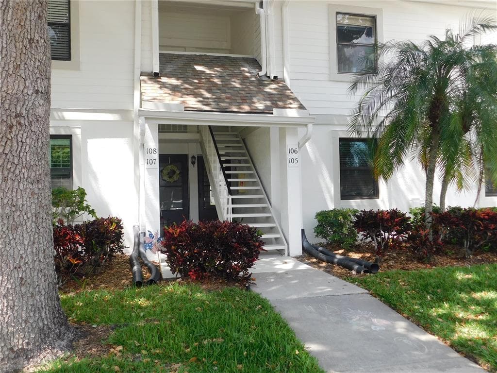 105 WINDWARD PLACE UNIT 105 OLDSMAR, FL 34677