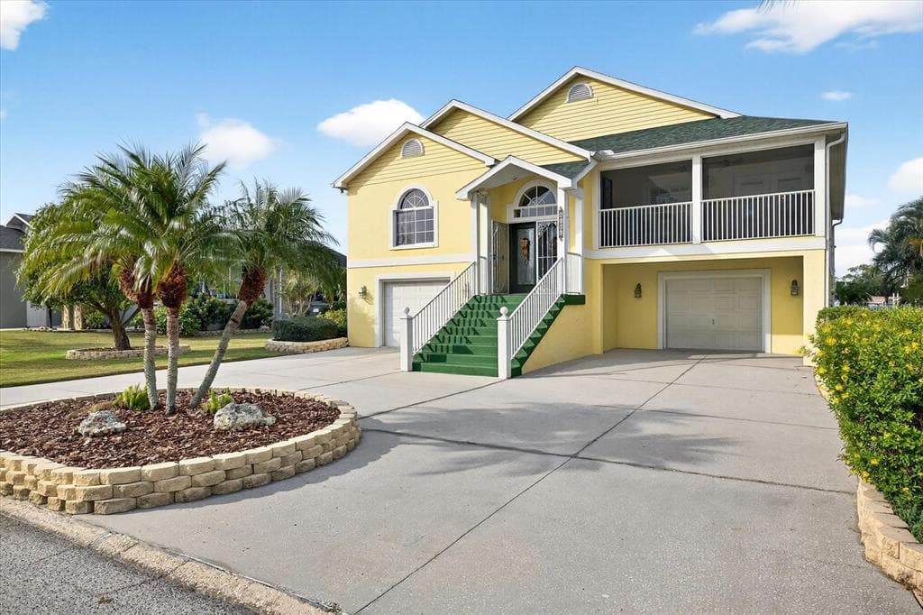 4141 PERRY PLACE NEW PORT RICHEY, FL 34652