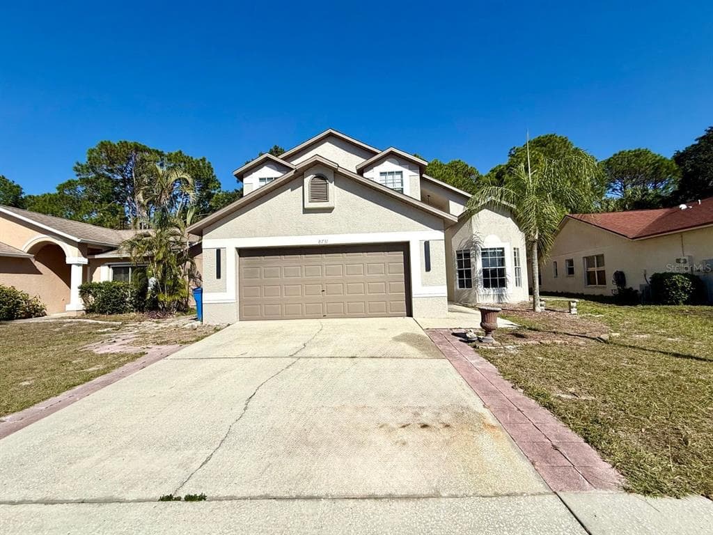 8731 HUNTFIELD STREET TAMPA, FL 33635
