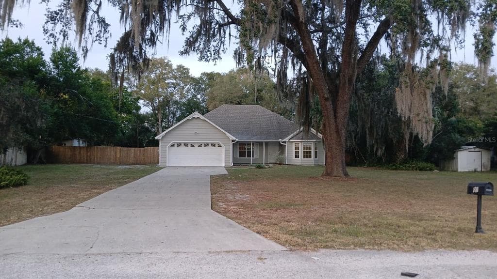 101 E GEORGE STREET DELAND, FL 32724