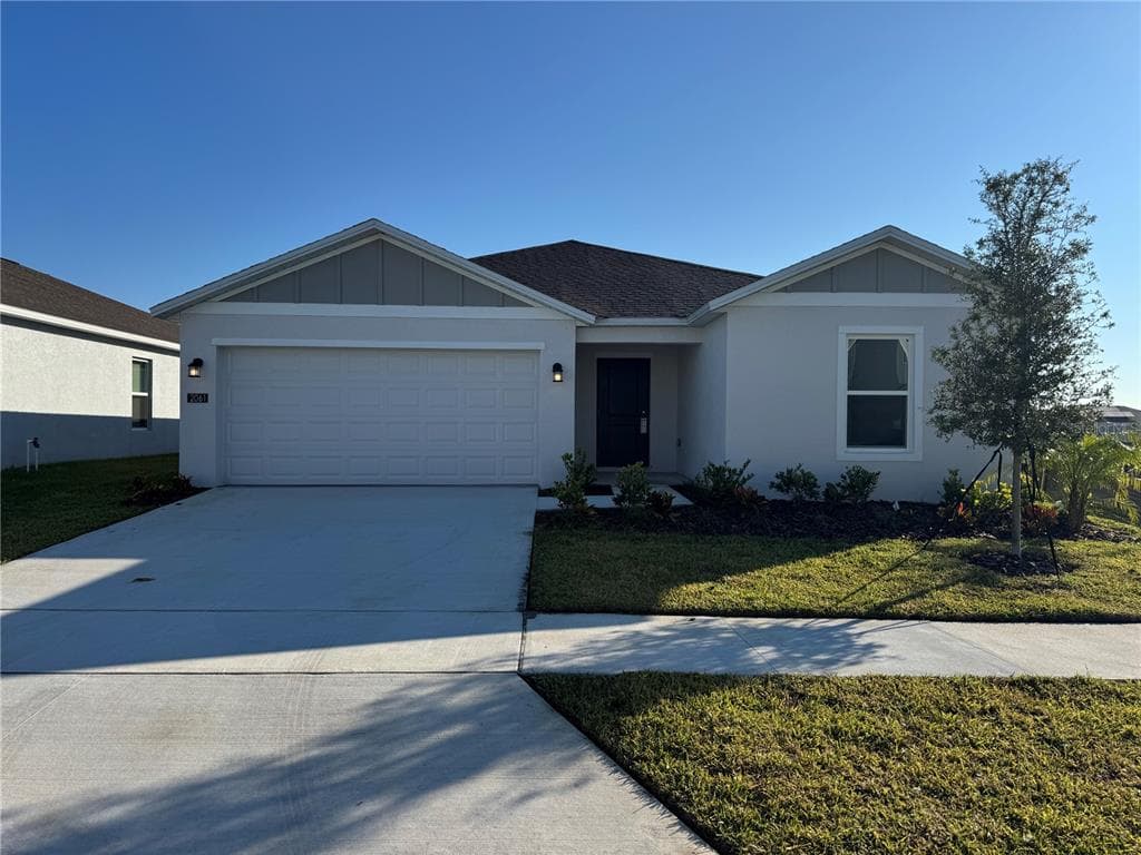 2061 LASSO LOOP EAGLE LAKE, FL 33839