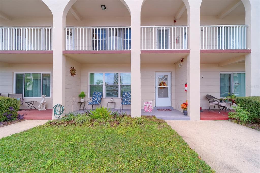 2433 BRAZILIA DRIVE UNIT 5 CLEARWATER, FL 33763