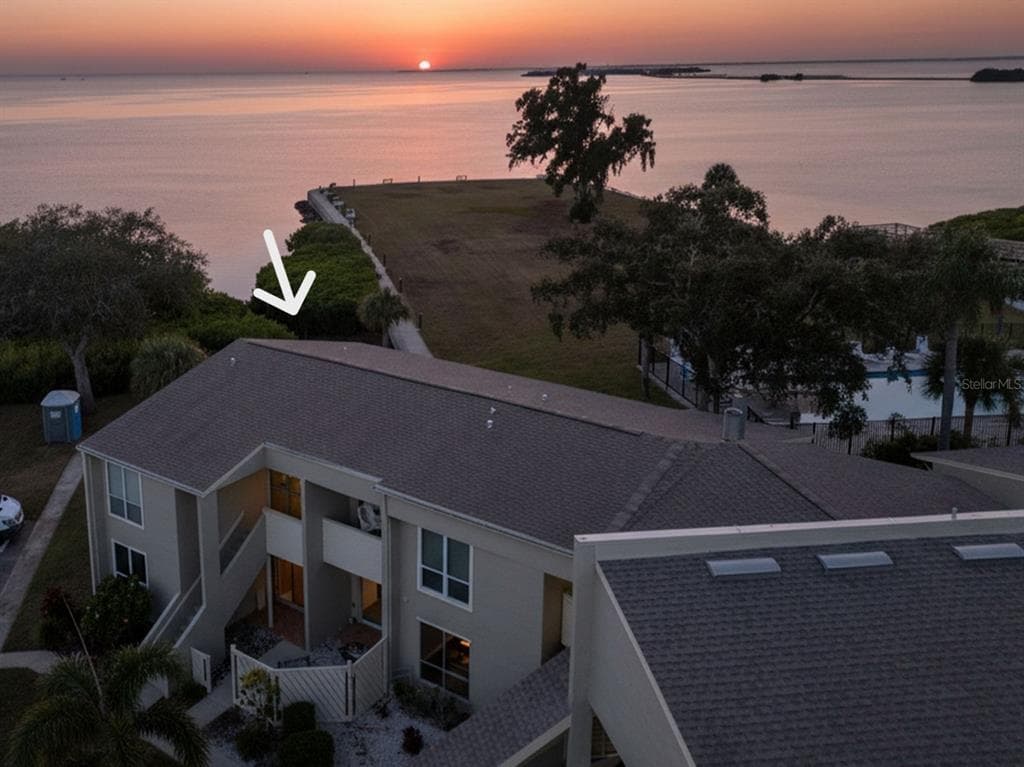 656 WINDRUSH BAY DRIVE UNIT 656 TARPON SPRINGS, FL 34689