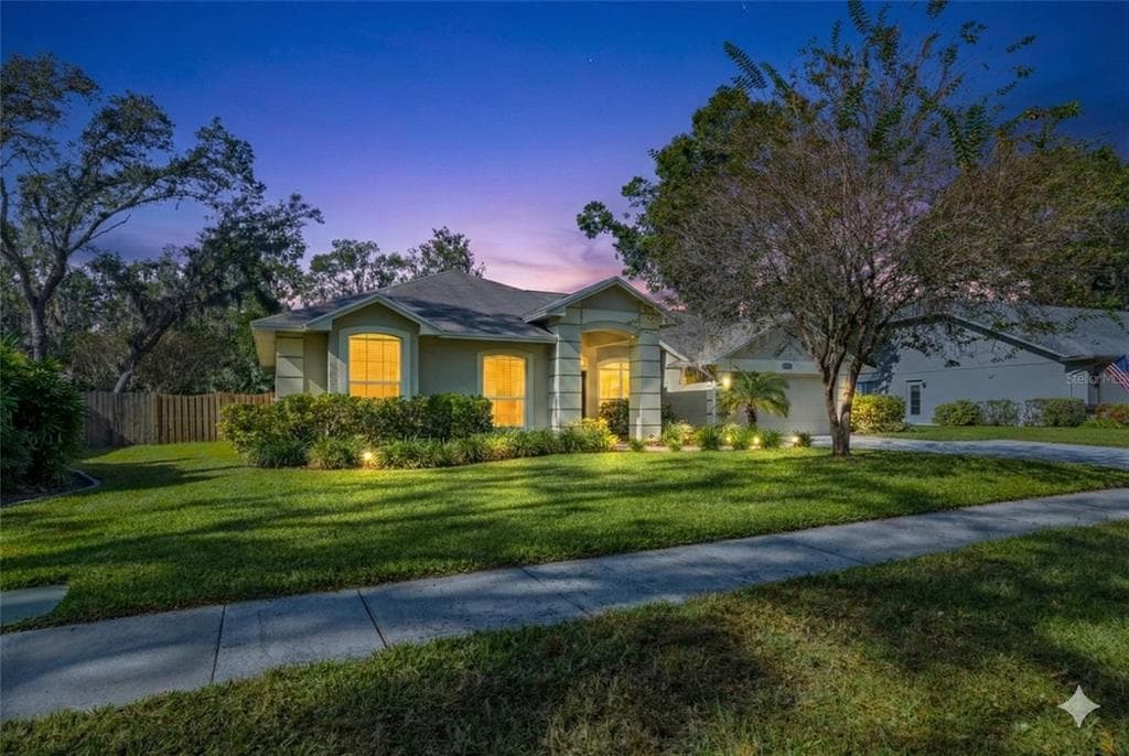 1543 WATERWOOD DRIVE LUTZ, FL 33559