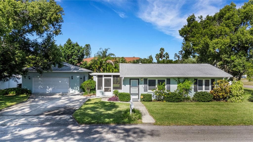 2529 SUNSET DRIVE LARGO, FL 33770