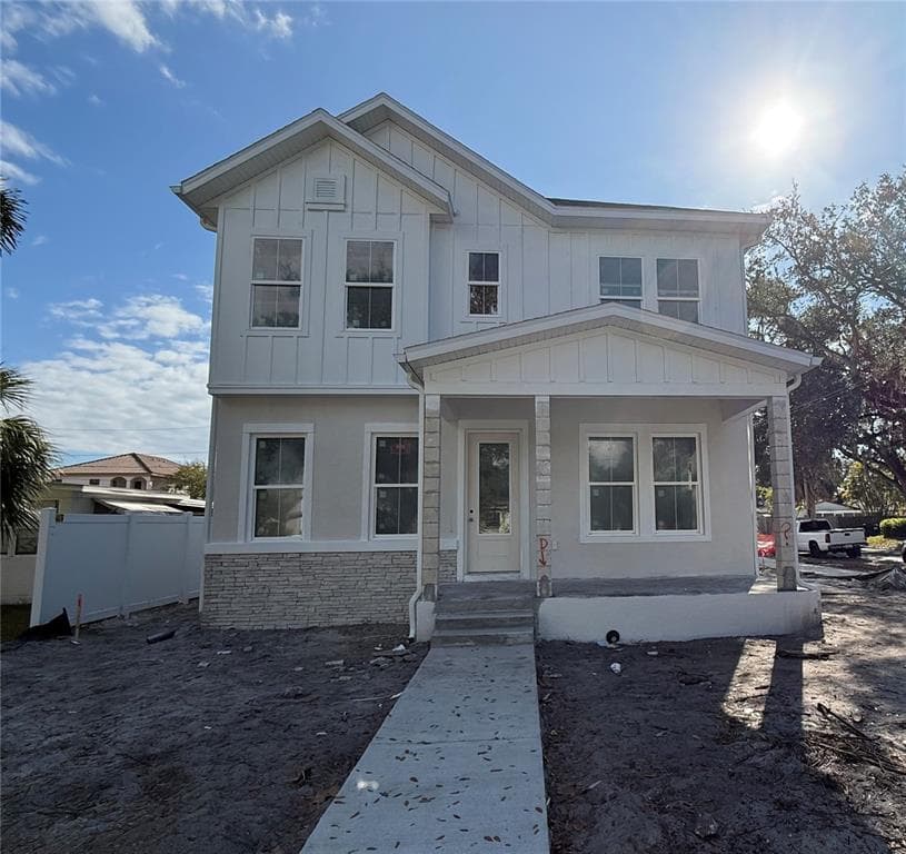 246 44TH AVENUE N ST PETERSBURG, FL 33703
