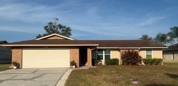 440 LAKEVIEW DRIVE