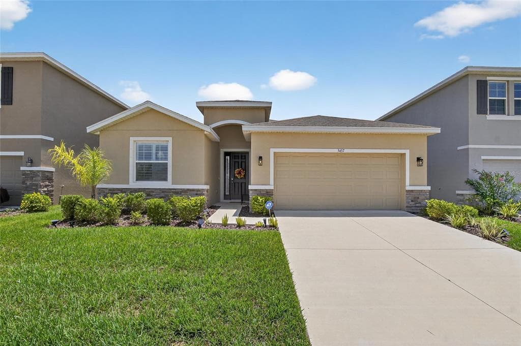5657 HAWKS CAY STREET APOLLO BEACH, FL 33572