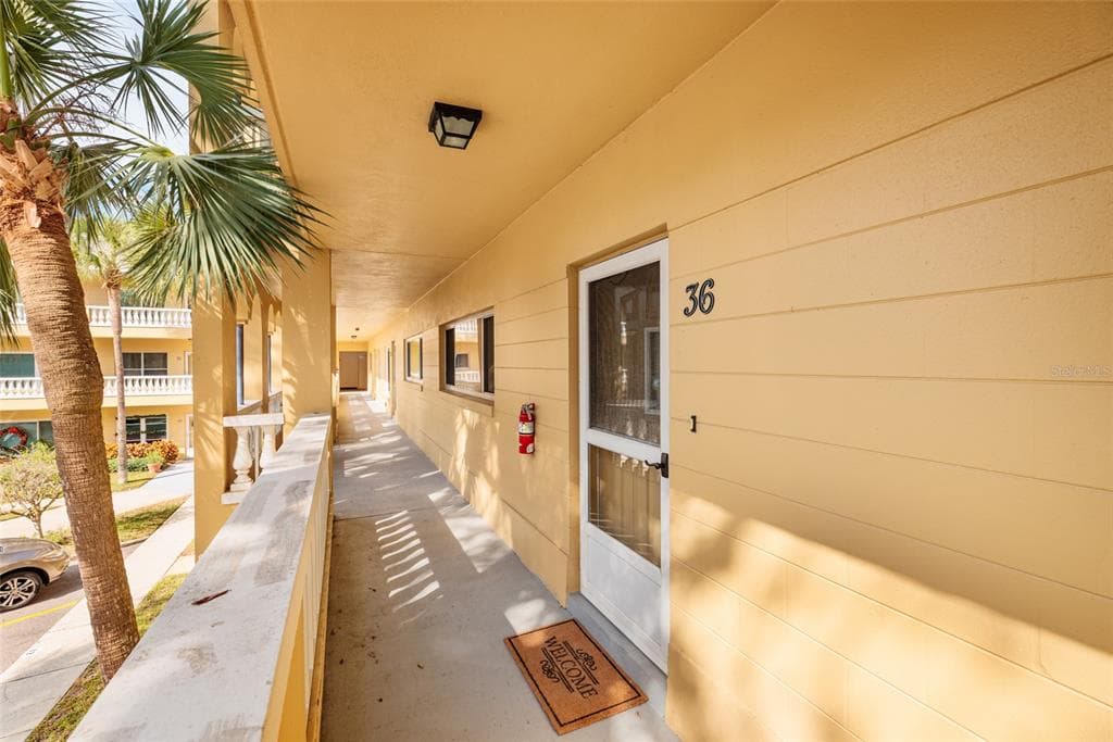 2220 SPANISH DRIVE UNIT 36 CLEARWATER, FL 33763