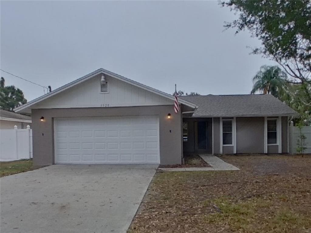 1928 W CLINTON STREET TAMPA, FL 33604