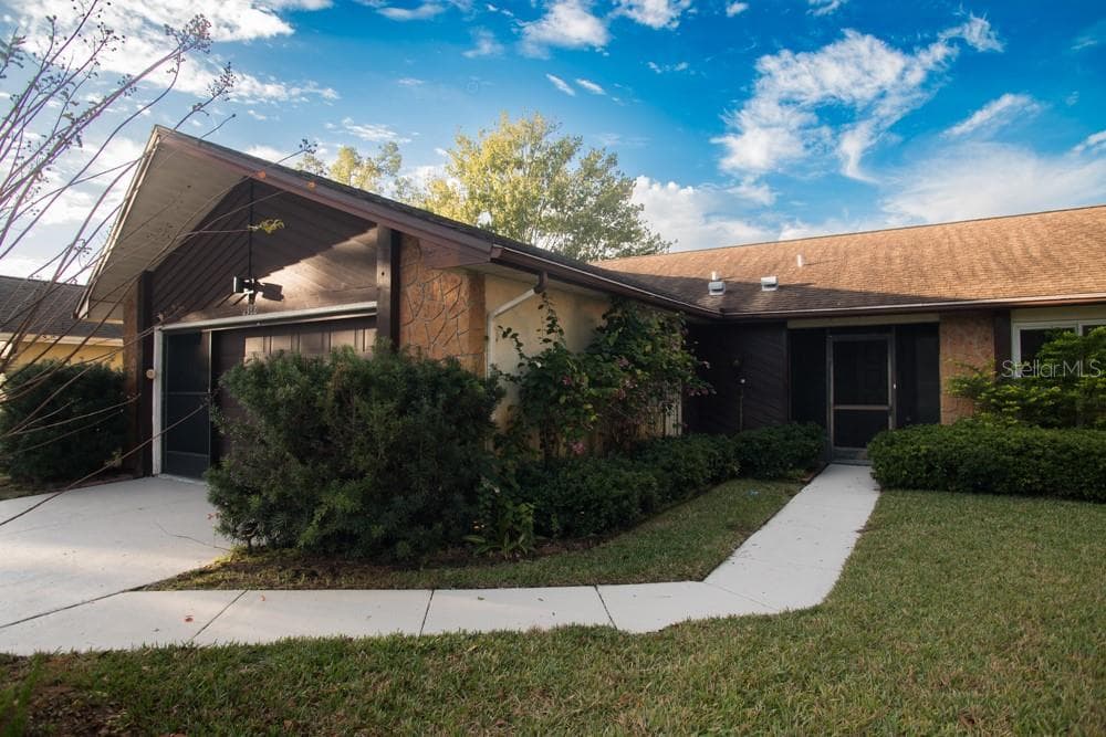 1350 GLENGARRY DRIVE