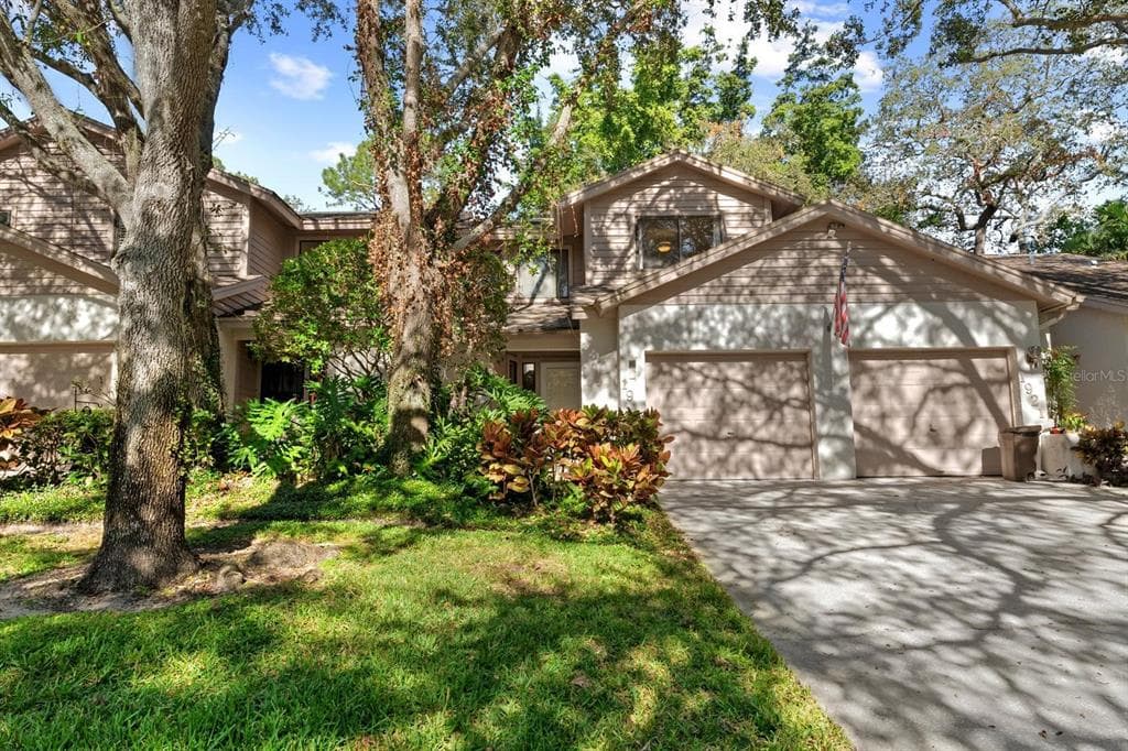 1919 WHISPERING WAY TARPON SPRINGS, FL 34689