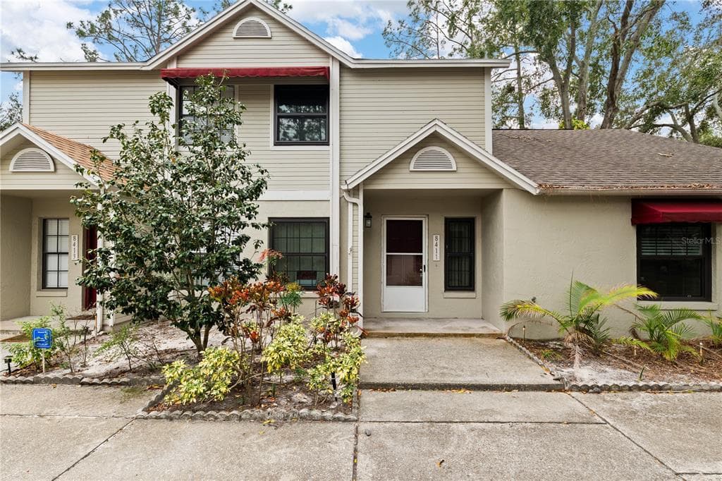 8411 LAURELON PLACE UNIT 10-3 TEMPLE TERRACE, FL 33637