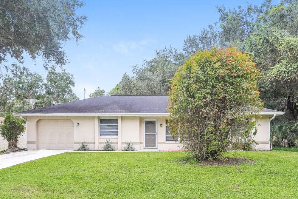 17145 URBAN AVENUE PORT CHARLOTTE, FL 33954