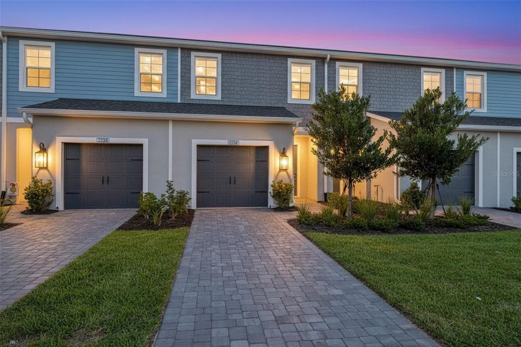 2262 WASHINGTON PALM COURT BRADENTON, FL 34212