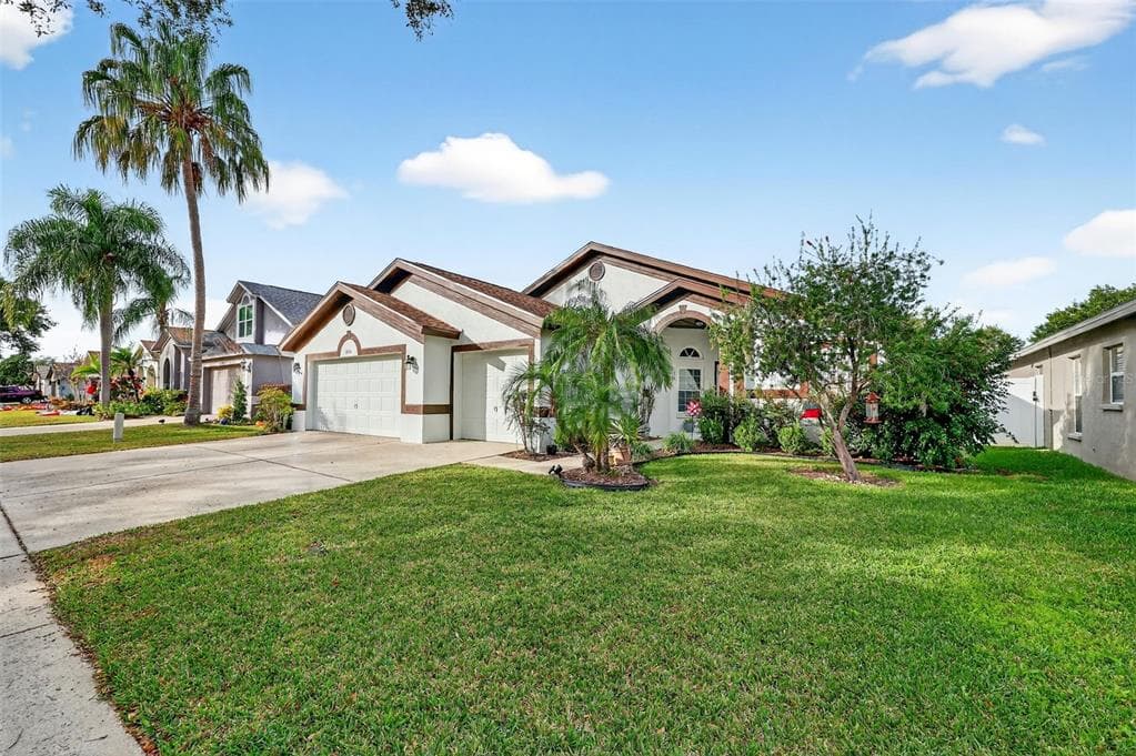 2630 ALLWOOD AVENUE VALRICO, FL 33596