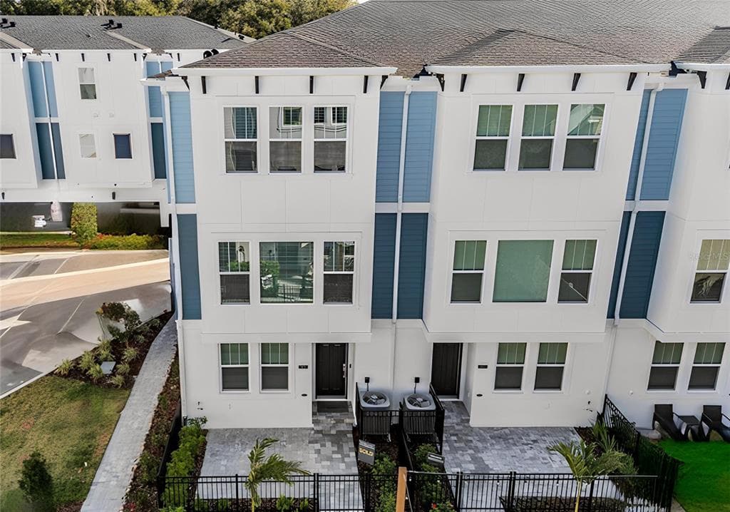 6605 N NEBRASKA AVENUE UNIT 6 TAMPA, FL 33604