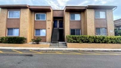1575 GREENLEA DRIVE UNIT 9