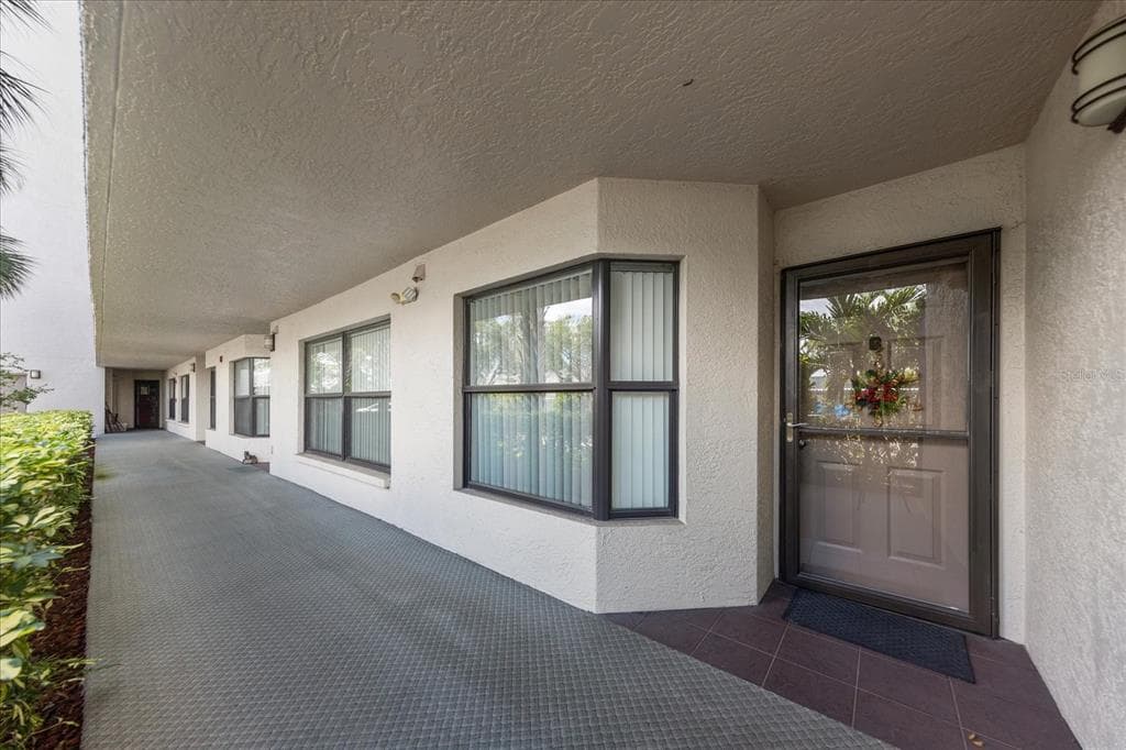 1316 PASADENA AVENUE S UNIT 104 SOUTH PASADENA, FL 33707