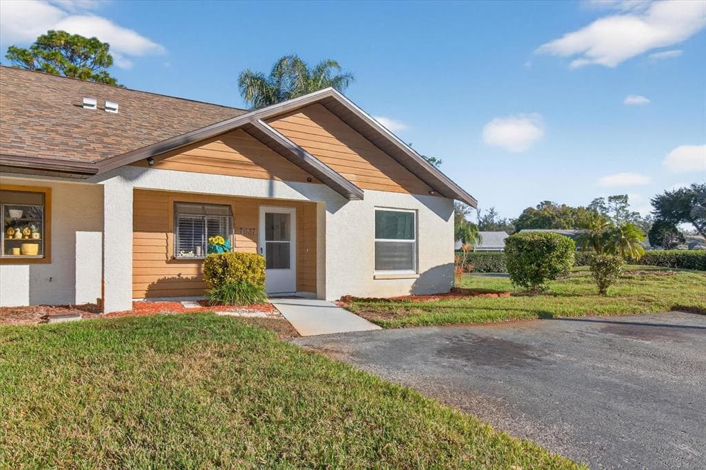7637 PIPING ROCK COURT NEW PORT RICHEY, FL 34654