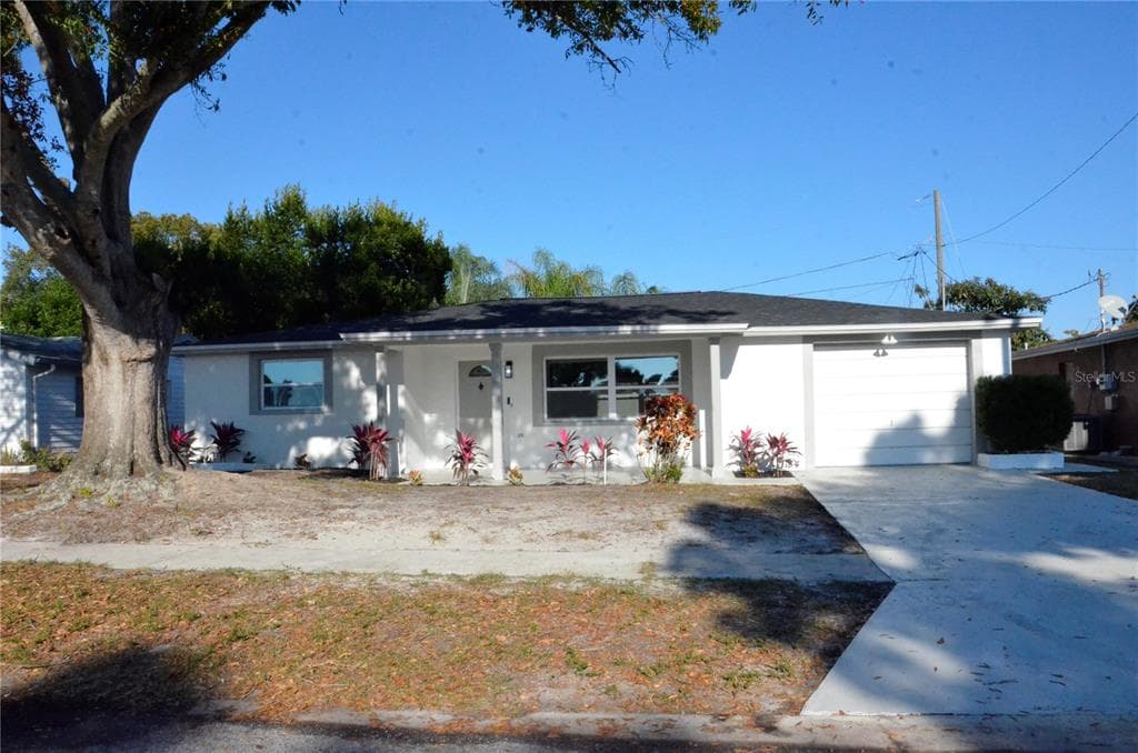 1134 FERNWOOD DRIVE HOLIDAY, FL 34690