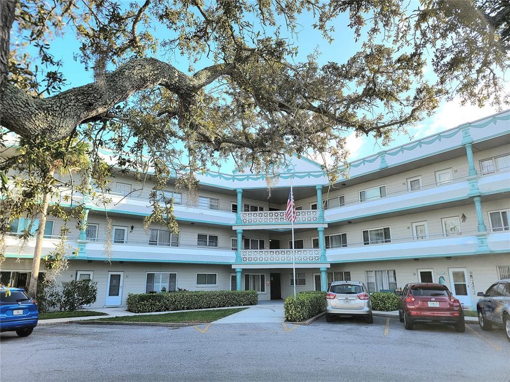 2371 ISRAELI DRIVE UNIT 39 CLEARWATER, FL 33763