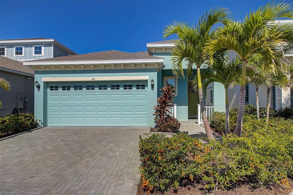 411 SANDSEND COURT APOLLO BEACH, FL 33572