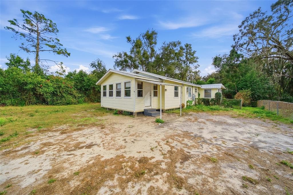 37236 POINSETTIA AVENUE DADE CITY, FL 33525