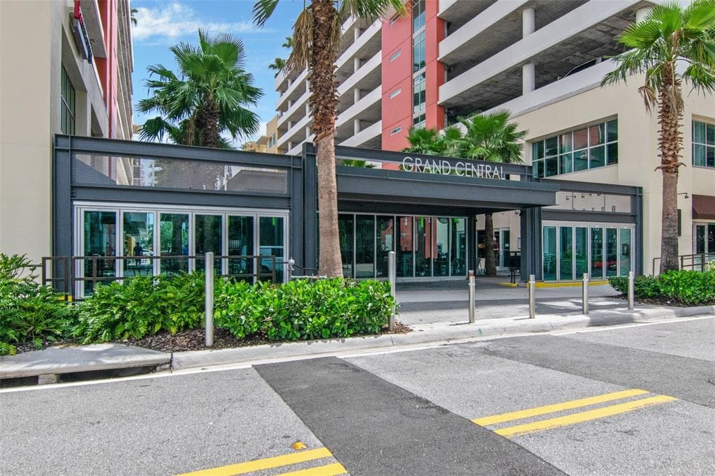 1208 E KENNEDY UNIT #914 TAMPA, FL 33602