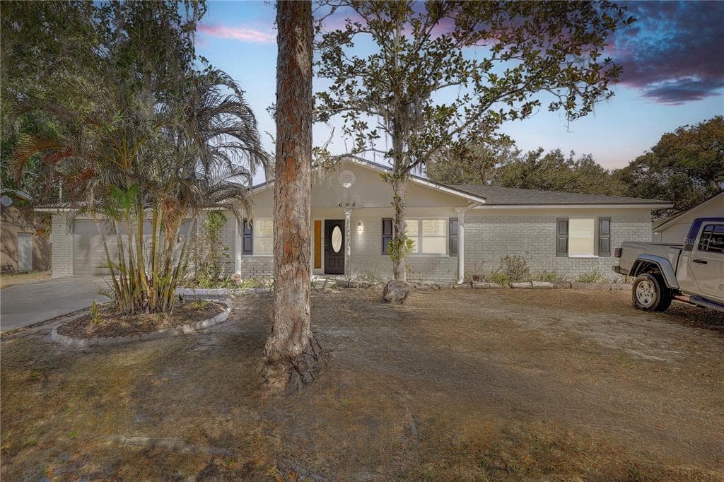 606 DALI DRIVE
