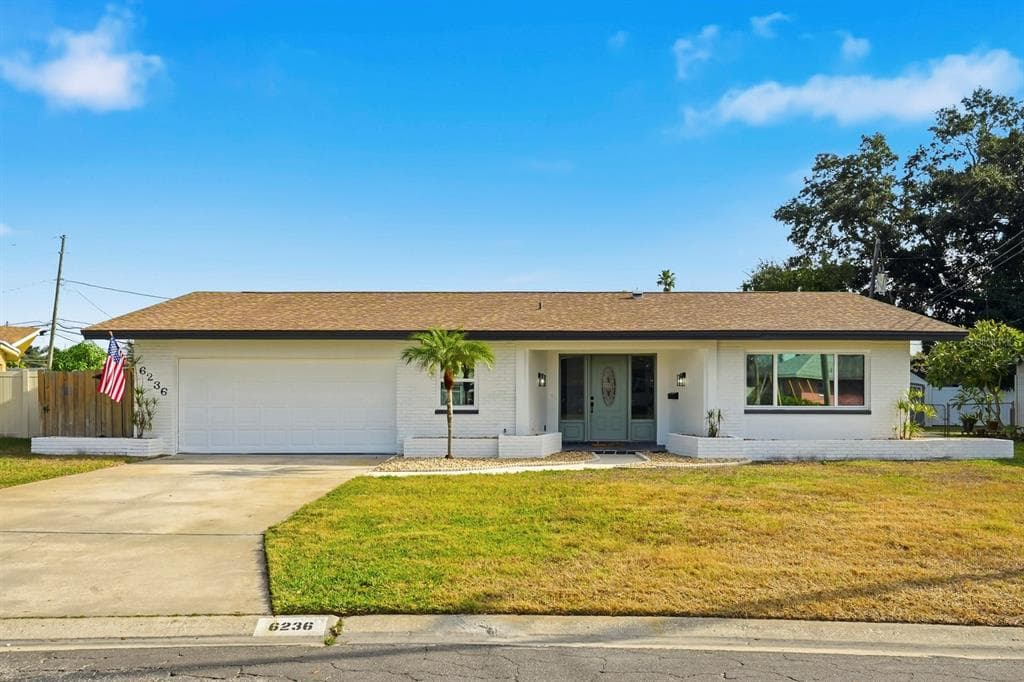 6236 17TH STREET S ST PETERSBURG, FL 33712