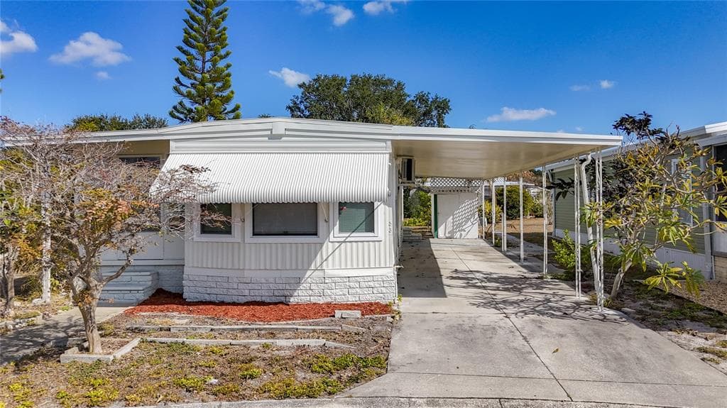 9790 66TH STREET N UNIT 53 PINELLAS PARK, FL 33782